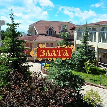 Zlata Inn Tamchy Bagian luar foto
