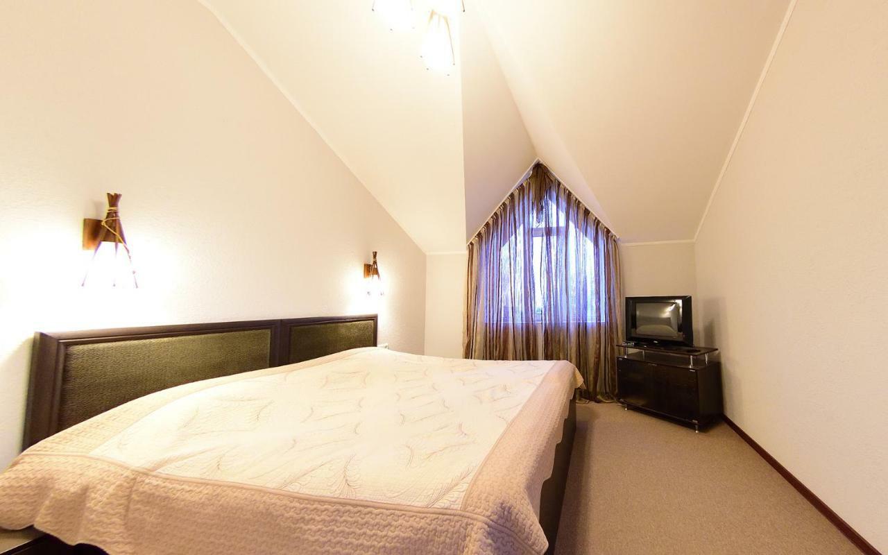 Zlata Inn Tamchy Bagian luar foto